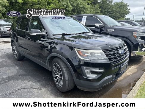 Used 2017 Ford Explorer Sport w/ Equipment Group 401A AWD/4WD image 1