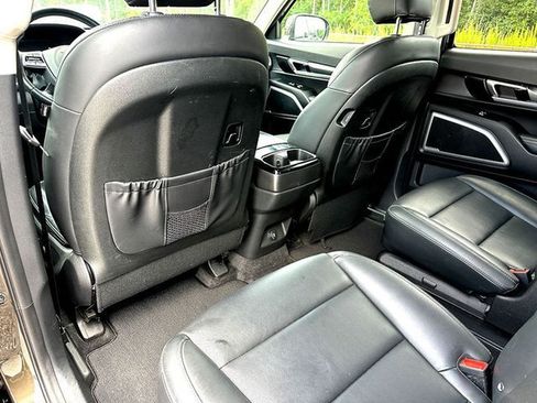 Used 2020 Kia Telluride S FWD image 21