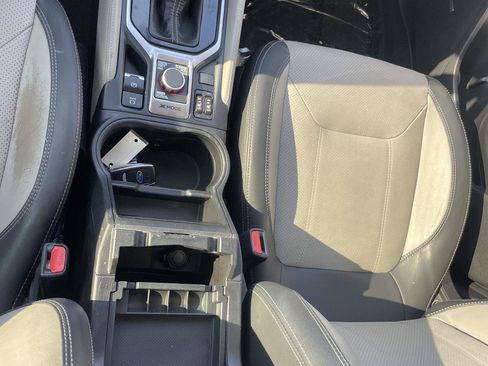 Used 2019 Subaru Forester Limited AWD/4WD image 23
