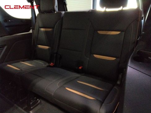 Used 2024 GMC Yukon AT4 image 32