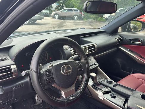 Used 2014 Lexus IS 250 w/ F-Sport Package RWD image 9