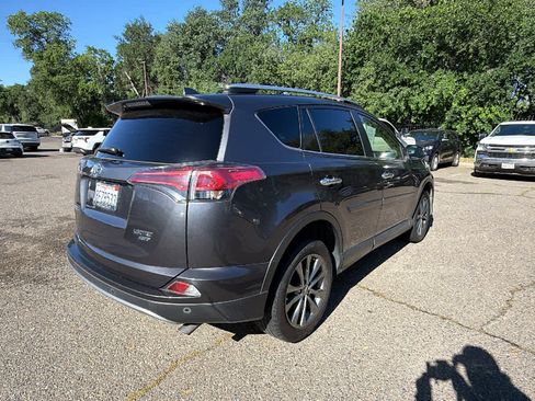 Used 2018 Toyota RAV4 Limited w/ Advanced Technology Package image 5