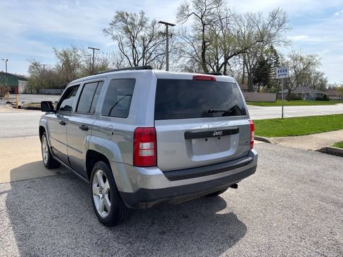Used 2014 Jeep Patriot Sport image 10