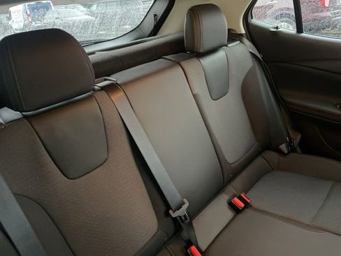 Used 2022 Buick Encore GX Preferred image 6