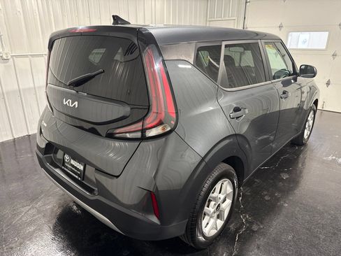 Used 2024 Kia Soul LX w/ Option Group 015 FWD image 5