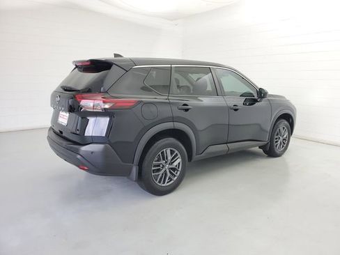 Used 2021 Nissan Rogue S image 5