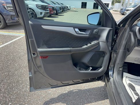 Certified 2020 Ford Escape SEL FWD image 8
