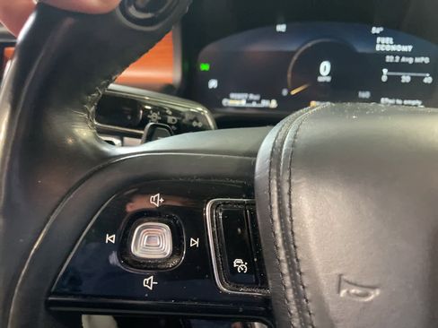 Used 2020 Lincoln Aviator Reserve w/ Equipment Group 201A image 28