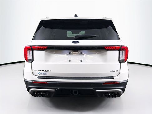 Used 2025 Ford Explorer Platinum w/ Ultimate Package AWD/4WD image 6
