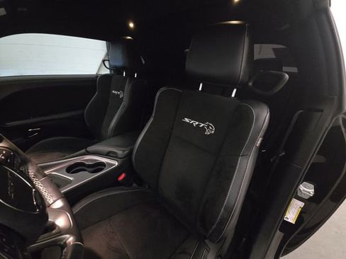 Used 2021 Dodge Challenger SRT Hellcat Redeye image 25