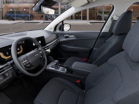 New 2026 Kia Sportage LX FWD image 18