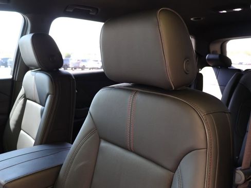 Certified 2023 Chevrolet Traverse RS w/ LPO, Floor Liner Package image 35