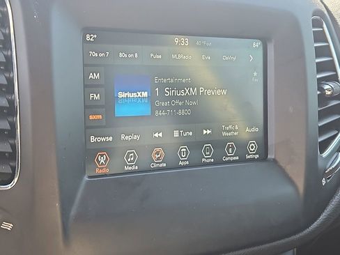 Used 2021 Jeep Compass Latitude AWD/4WD image 16