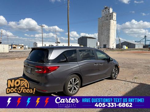 Used 2021 Honda Odyssey Touring image 3