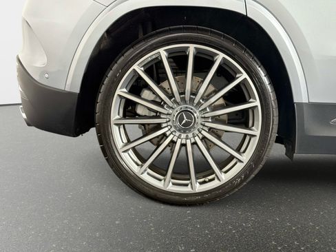 Used 2024 Mercedes-Benz GLA 35 AMG 4MATIC w/ Exclusive Package image 16