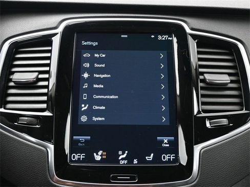 Used 2022 Volvo XC90 T6 Momentum w/ Advanced Package image 15