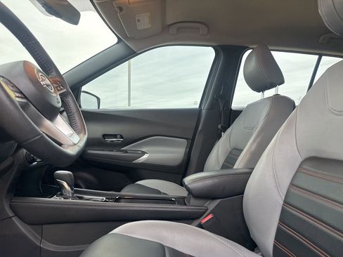 Used 2022 Nissan Kicks SR w/ Premium Package image 38