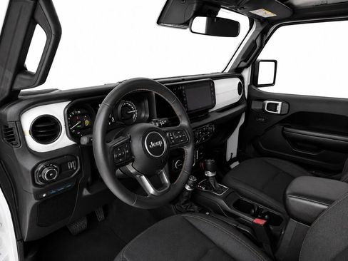 Used 2024 Jeep Wrangler Unlimited w/ Convenience Group AWD/4WD image 14