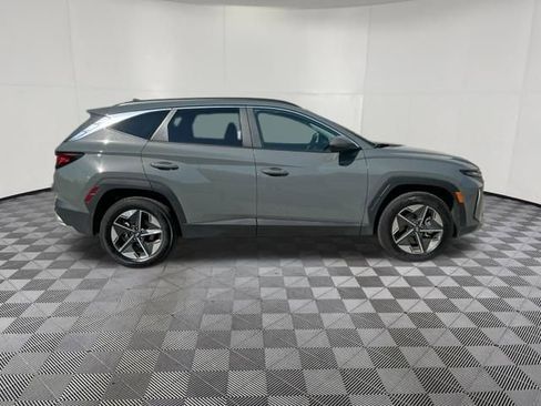 Certified 2025 Hyundai Tucson SEL AWD/4WD image 11
