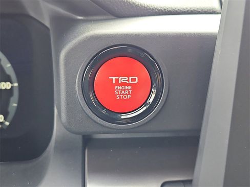 New 2025 Toyota Tacoma TRD Off-Road image 15