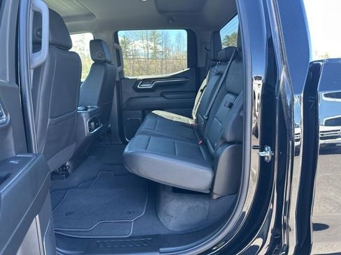 Used 2024 GMC Sierra 1500 SLT w/ SLT Convenience Package AWD/4WD image 17