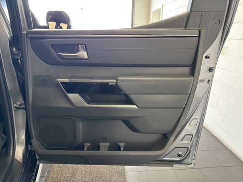 Used 2025 Toyota Tundra Limited image 49