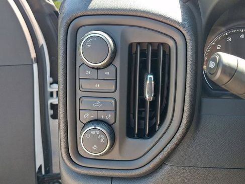 Certified 2024 Chevrolet Silverado 2500 Custom w/ Custom Convenience Package AWD/4WD image 24