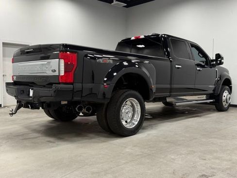 Used 2022 Ford F450 Platinum image 13