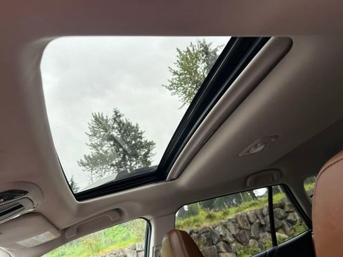 Certified 2023 Subaru Outback Touring XT AWD/4WD image 19