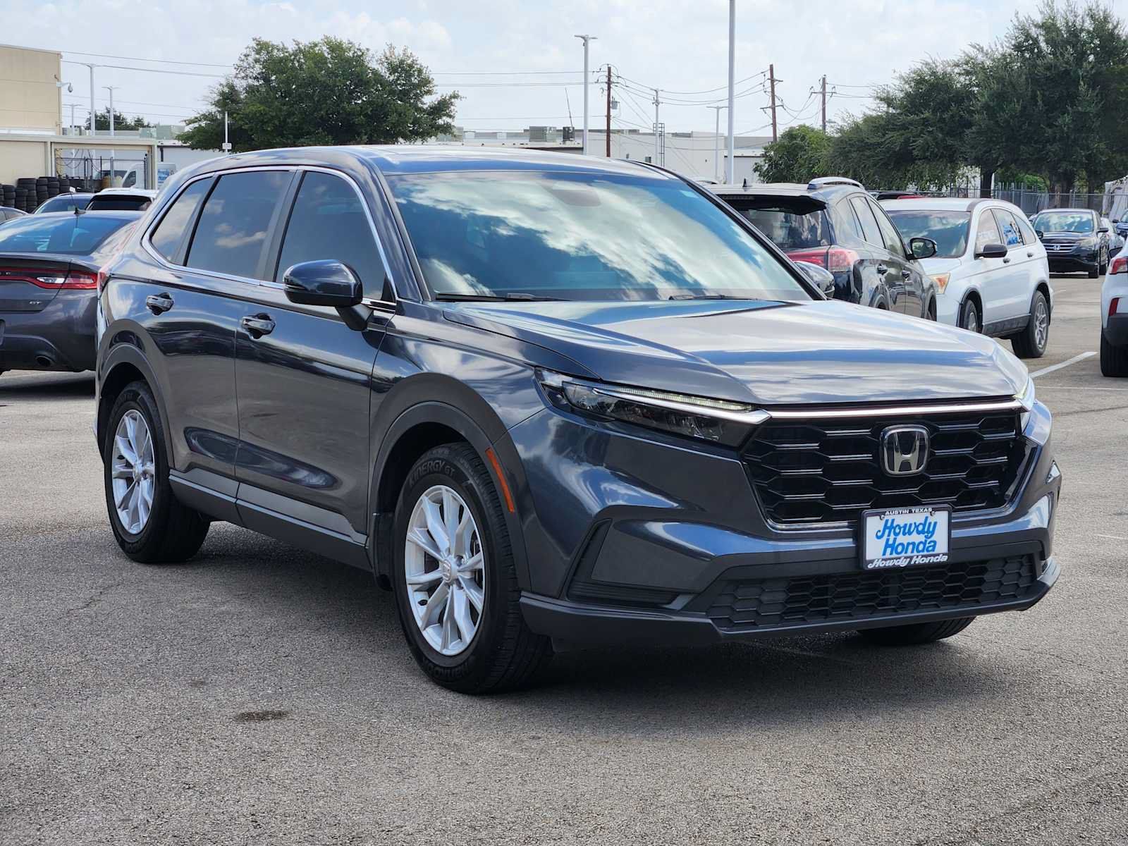 Used 2024 Honda CR-V EX image 3