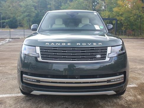New 2025 Land Rover Range Rover SE image 8