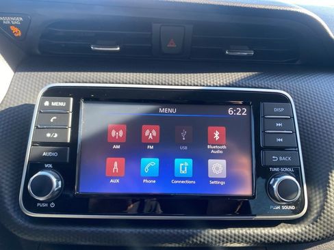 Used 2023 Nissan Kicks S image 21