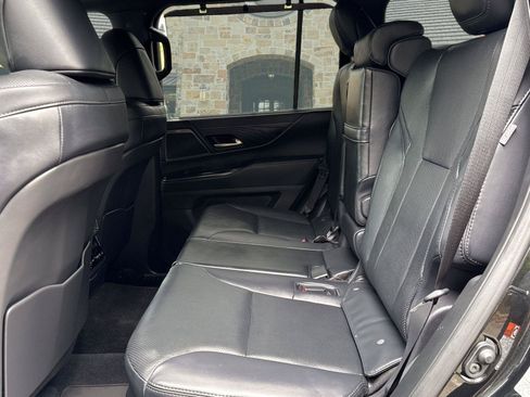 Certified 2025 Lexus LX 700h Overtrail w/ Accessory Package (Z1) AWD/4WD image 15