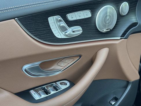 Used 2023 Mercedes-Benz E 450 Cabriolet image 12