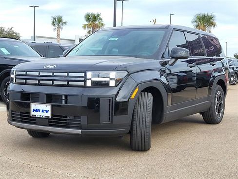 New 2026 Hyundai Santa Fe SE image 2