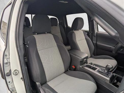 Used 2021 Toyota Tacoma TRD Off-Road w/ Technology Package image 19