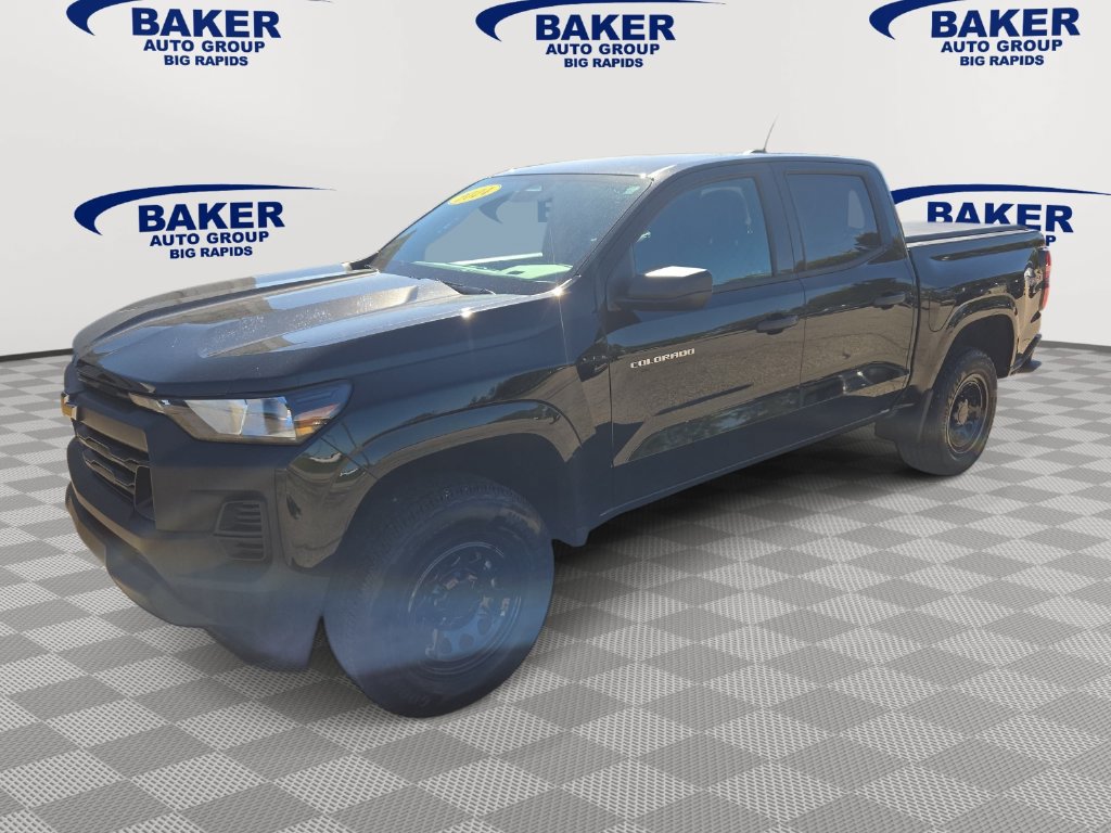 Used 2024 Chevrolet Colorado W/T AWD/4WD image 8