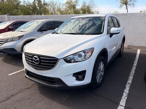 Used 2016 MAZDA CX-5 Touring FWD image 2