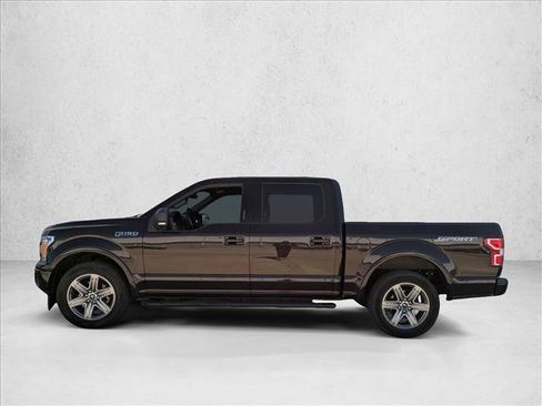 Used 2018 Ford F150 XLT w/ Equipment Group 302A Luxury image 8