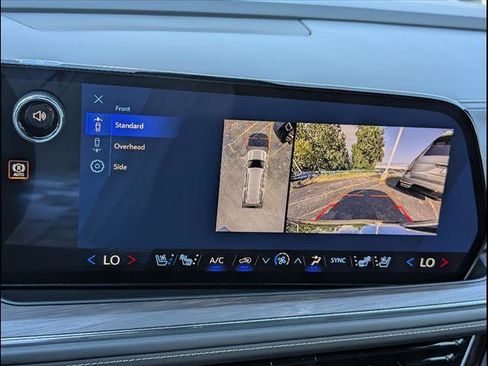 New 2026 Chevrolet Suburban Premier AWD/4WD image 13