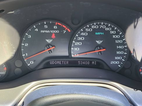 Used 2002 Chevrolet Corvette Convertible w/ Preferred Equipment Group2 RWD image 7