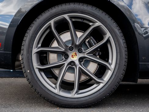 New 2026 Porsche Macan GTS image 14