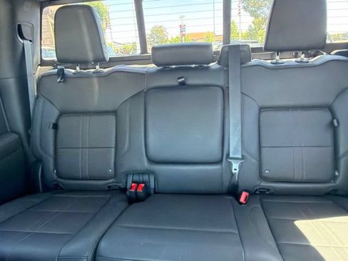 Used 2024 Chevrolet Silverado 1500 High Country AWD/4WD image 23