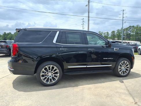New 2026 GMC Yukon Denali w/ Advanced Technology Package AWD/4WD image 8