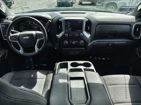 Used 2022 Chevrolet Silverado 1500 LT AWD/4WD image 24