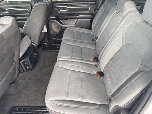 Used 2024 RAM 1500 Big Horn AWD/4WD image 35