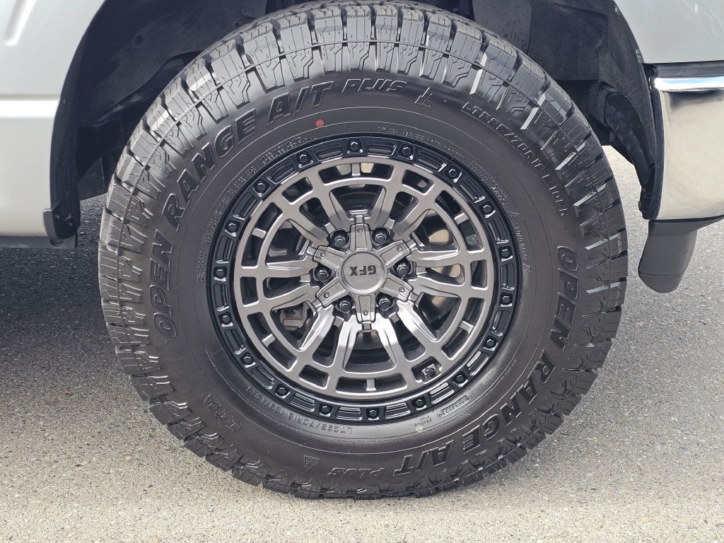 Used 2023 Ford F150 Lariat AWD/4WD image 9