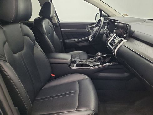 Used 2021 Kia Sorento SX image 21
