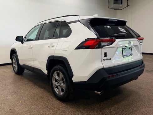Used 2025 Toyota RAV4 XLE AWD/4WD image 3