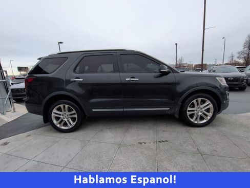 Used 2017 Ford Explorer Limited w/ Equipment Group 301A image 2